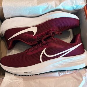 Nike Mens Zoom Pegasus 39 TB Maroon/White-Black Running Shoes Sz 12